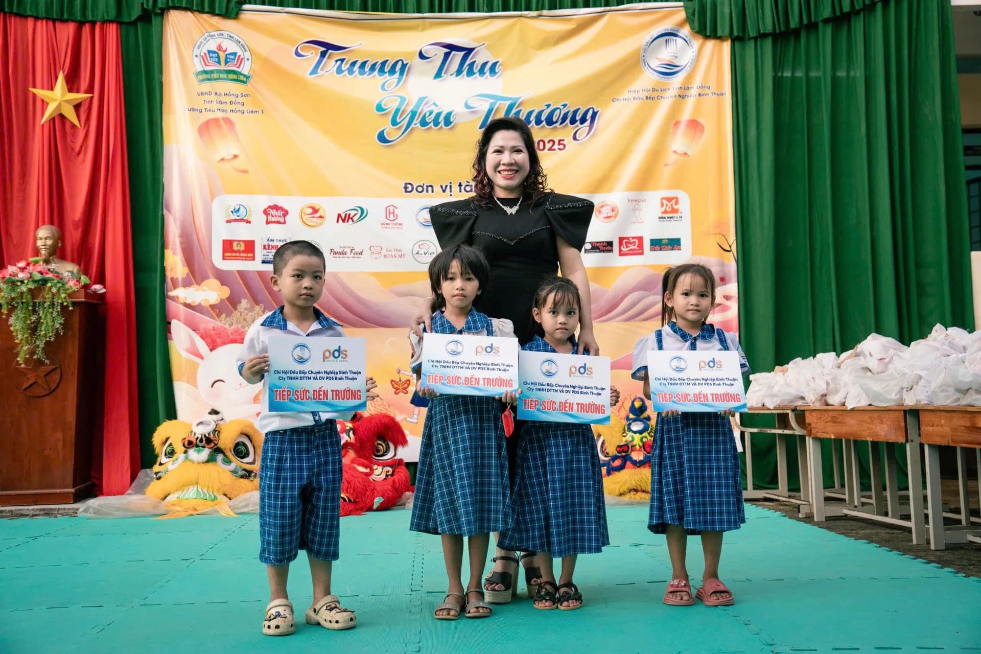 Hình ảnh hoạt động 11